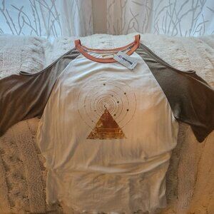 Womens off shoulder tee, new with tags